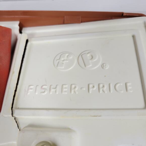 Vtg Fisher Price Medical Kit 1970s Dr Nurse Kit Case Kids Pretend Play Toy - Picture 2 of 15